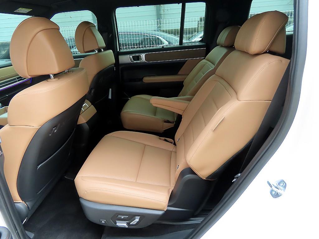 HYUNDAI Santa Fe - Vista 6