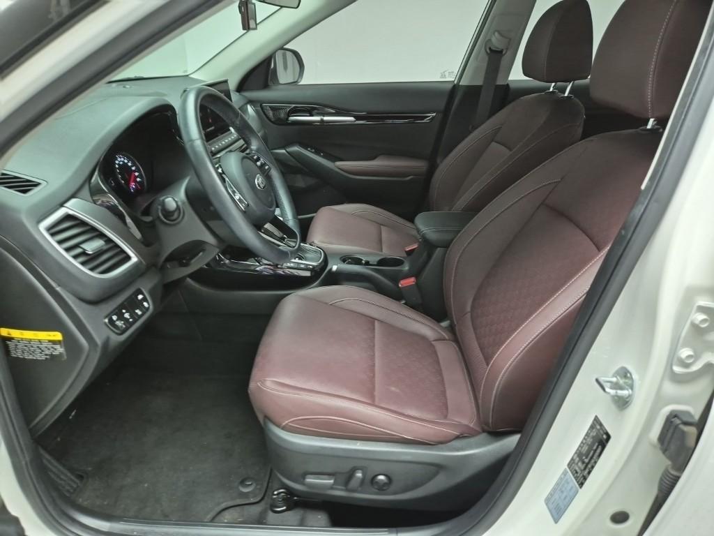 KIA Seltos - Vista 11