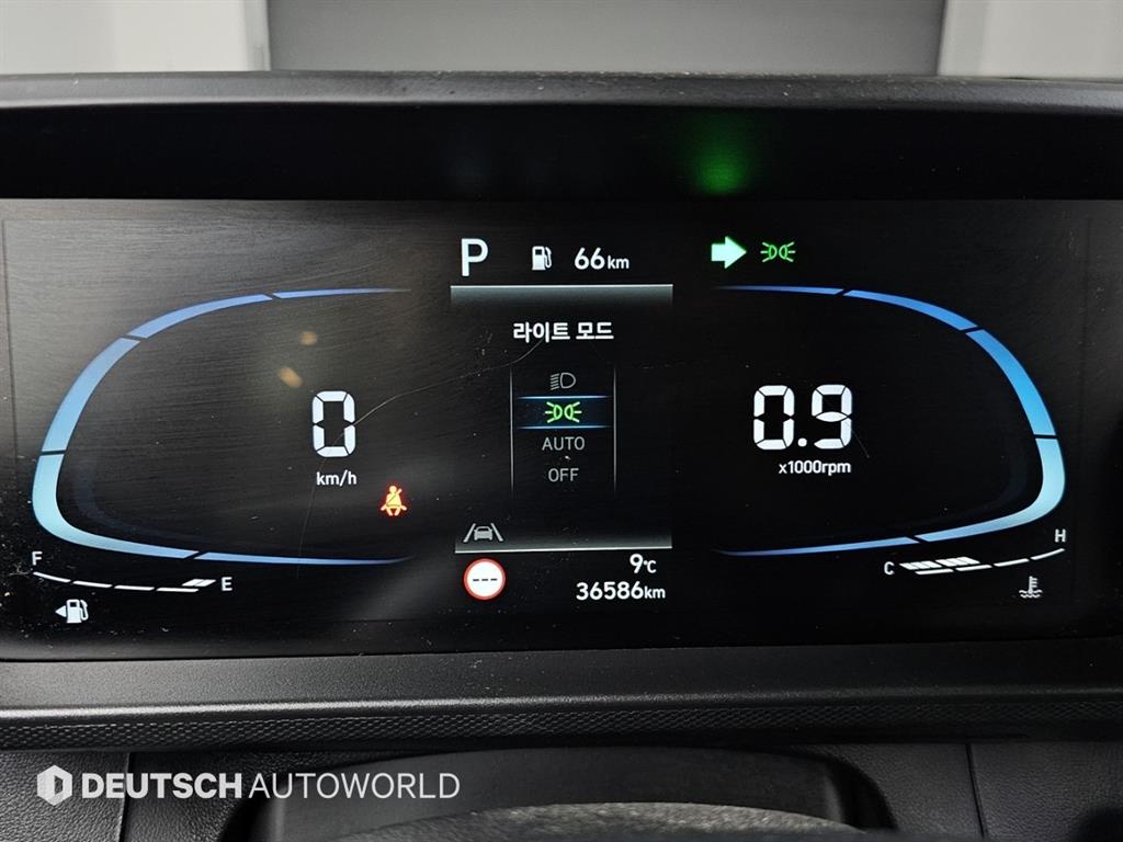 HYUNDAI Casper - Vista 8