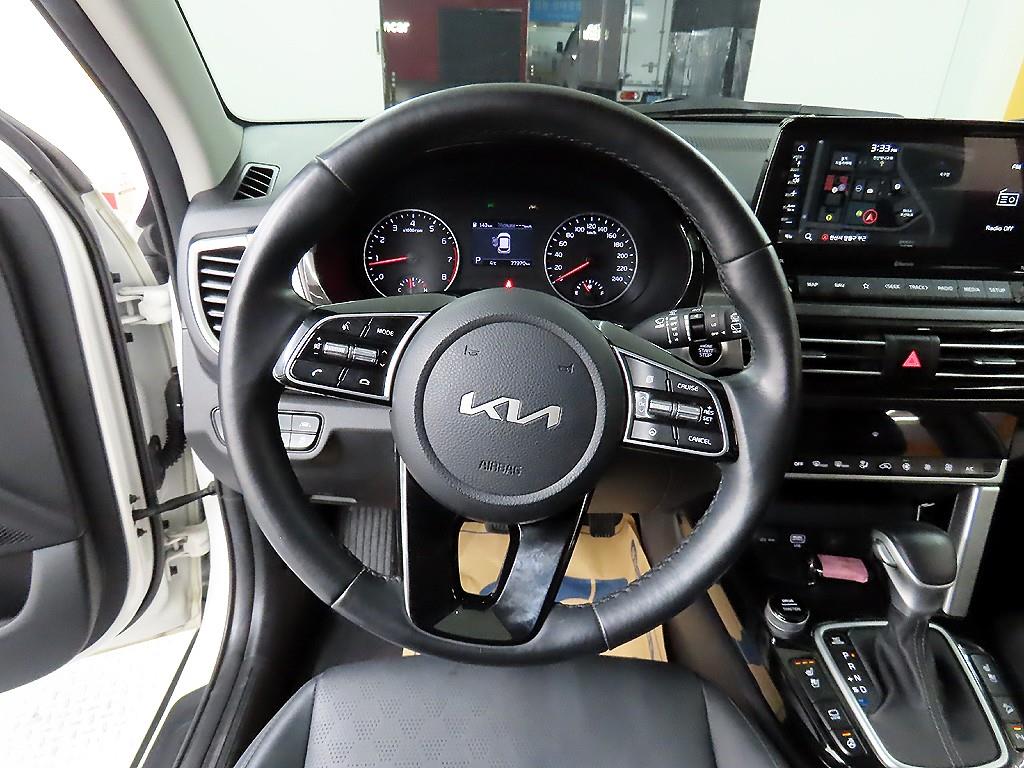 KIA Seltos - Vista 9