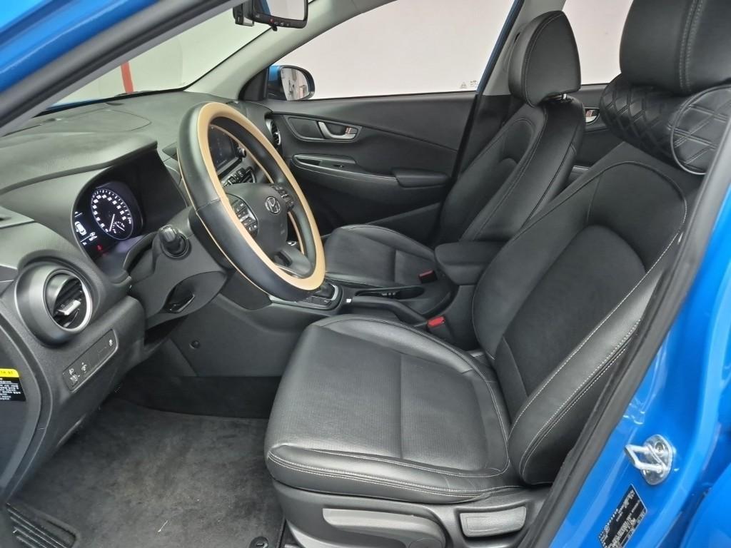 HYUNDAI Kona - Vista 11