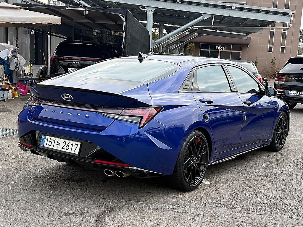 HYUNDAI Avante - Vista 4