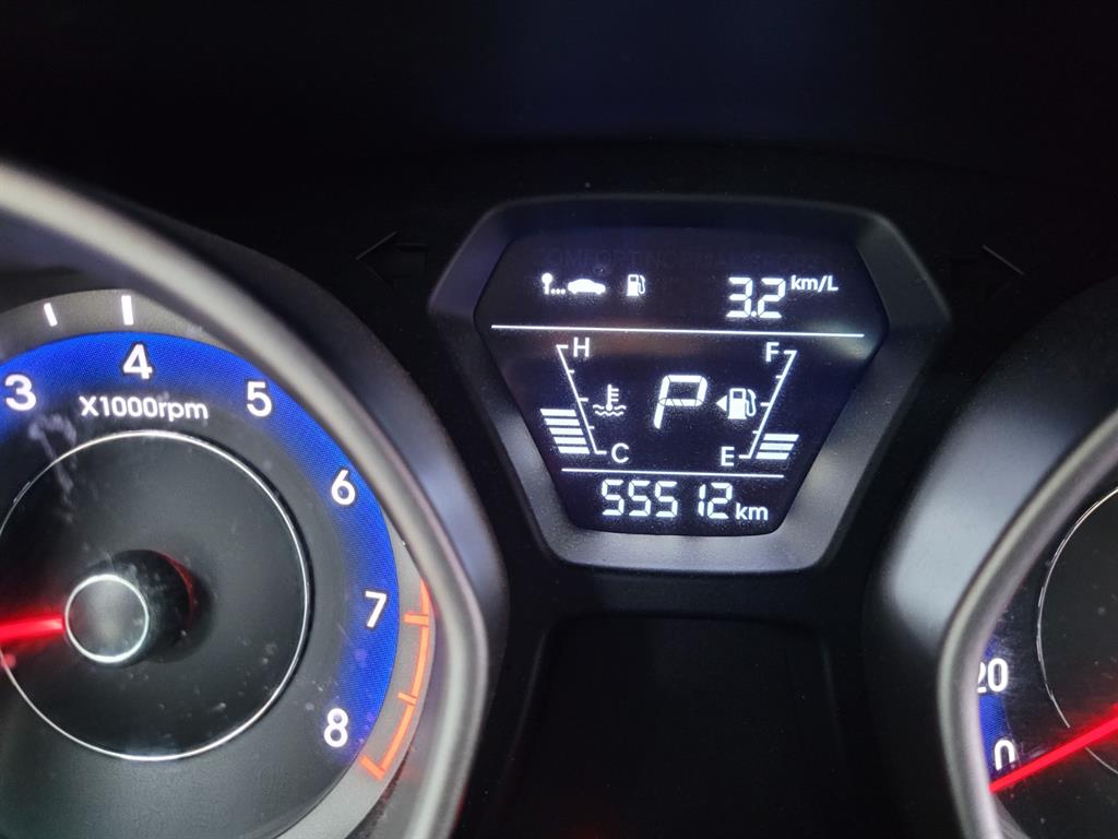 HYUNDAI Avante 2014 Blanco - Importación desde Corea - HF Imports Iquique - Foto 13