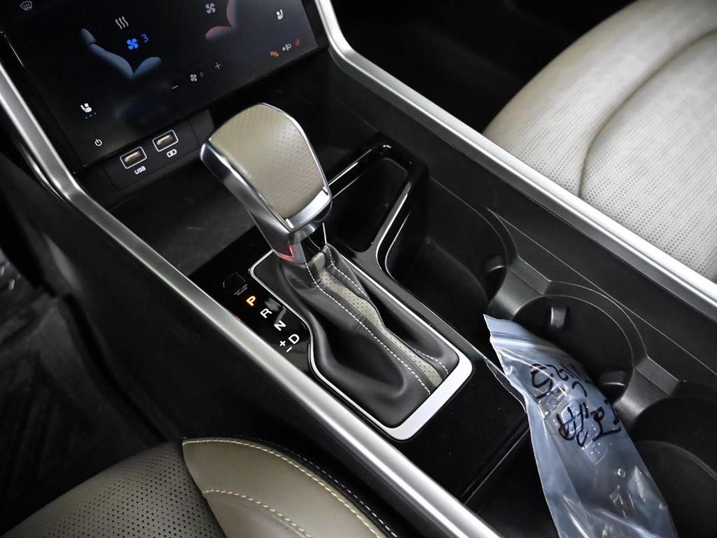 Ssangyong Torres - Vista 9