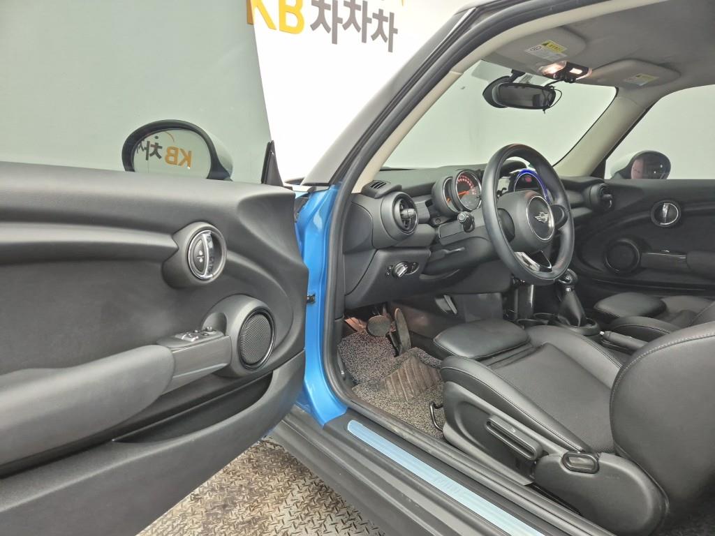 Mini Cooper 2018 Azul - Importación desde Corea - HF Imports Iquique - Foto 17