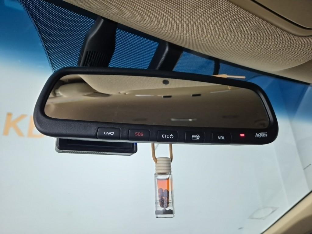 KIA Carnival 2019 Blanco - Importación desde Corea - HF Imports Iquique - Foto 16