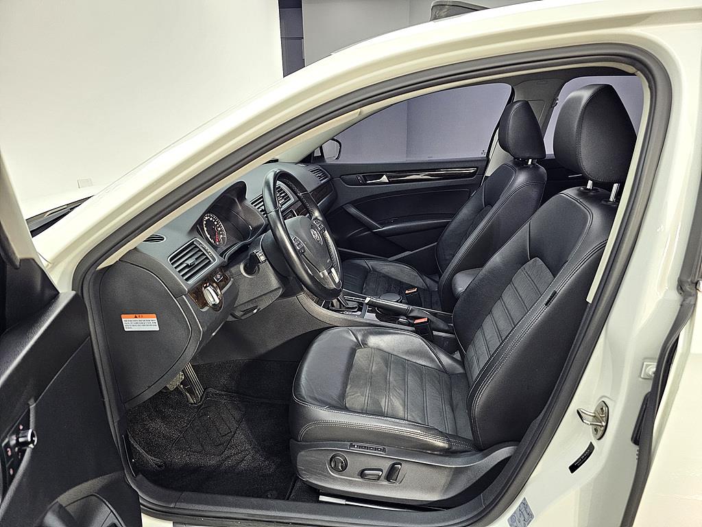 Volkswagen Passat - Vista 8