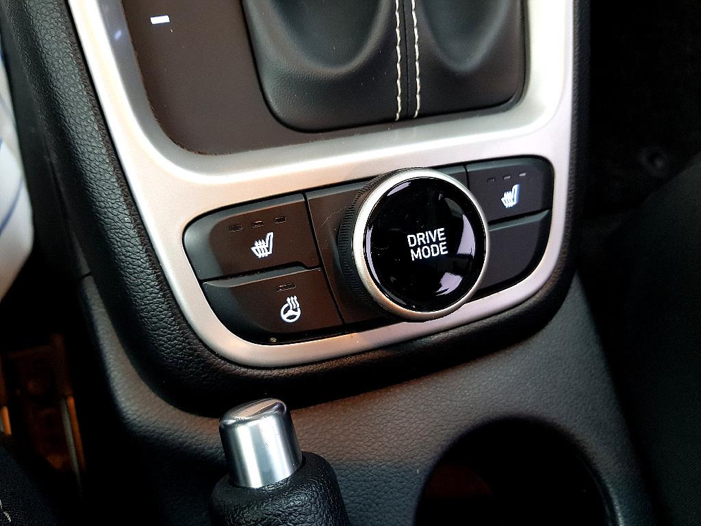 HYUNDAI Venue 2020 Gris - Importación desde Corea - HF Imports Iquique - Foto 14