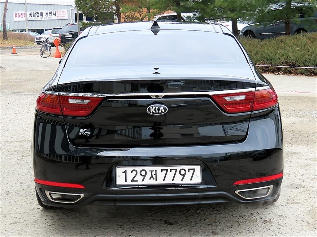 KIA K7 - Vista 4