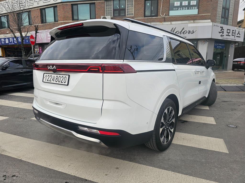 KIA Carnival - Vista 6