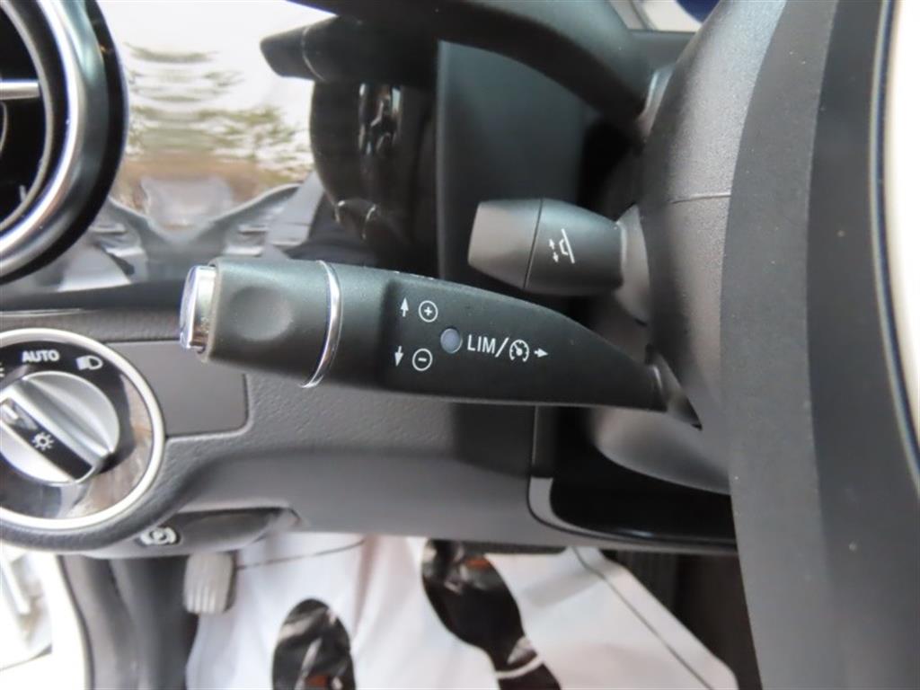 Mercedes Benz GLK Class 2013 Plateado - Importación desde Corea - HF Imports Iquique - Foto 11