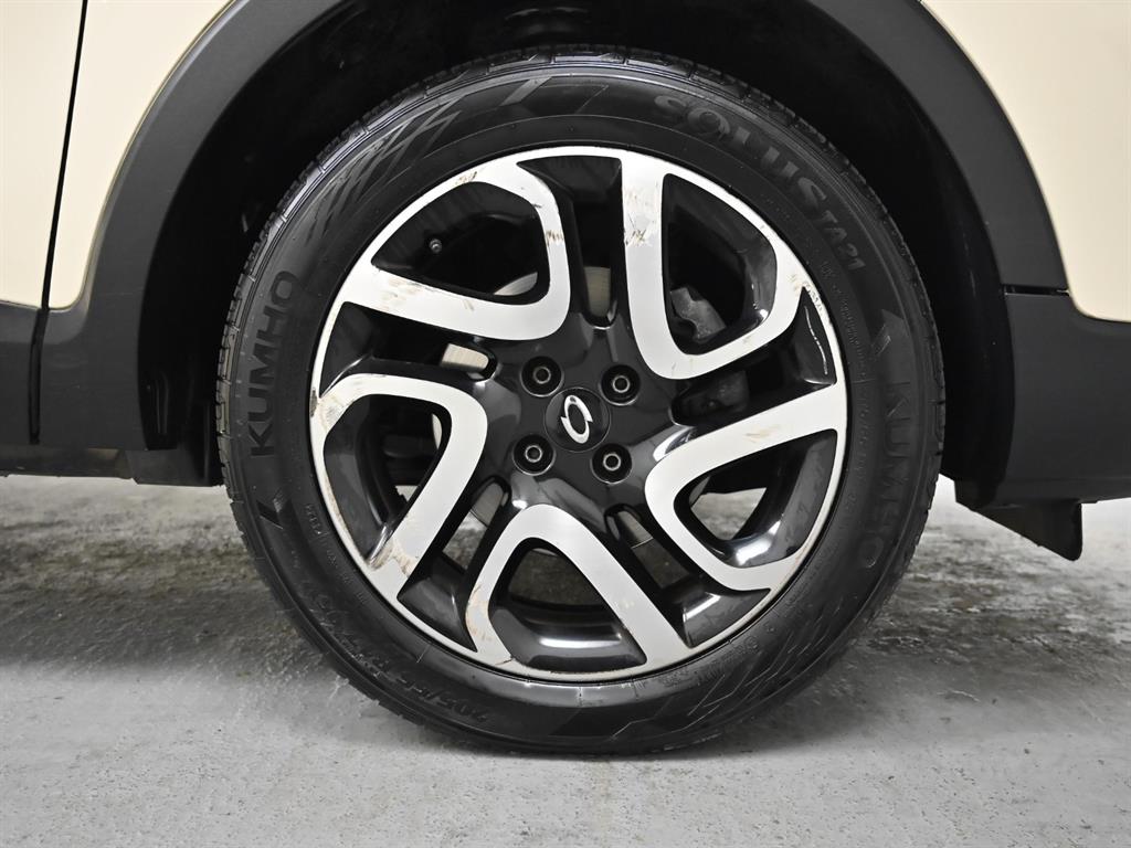 SAMSUNG QM3 - Vista 5