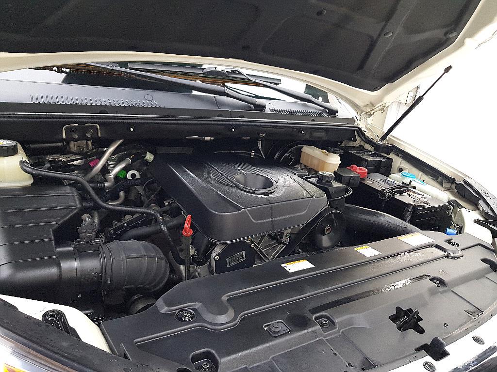 Ssangyong Korando - Vista 6