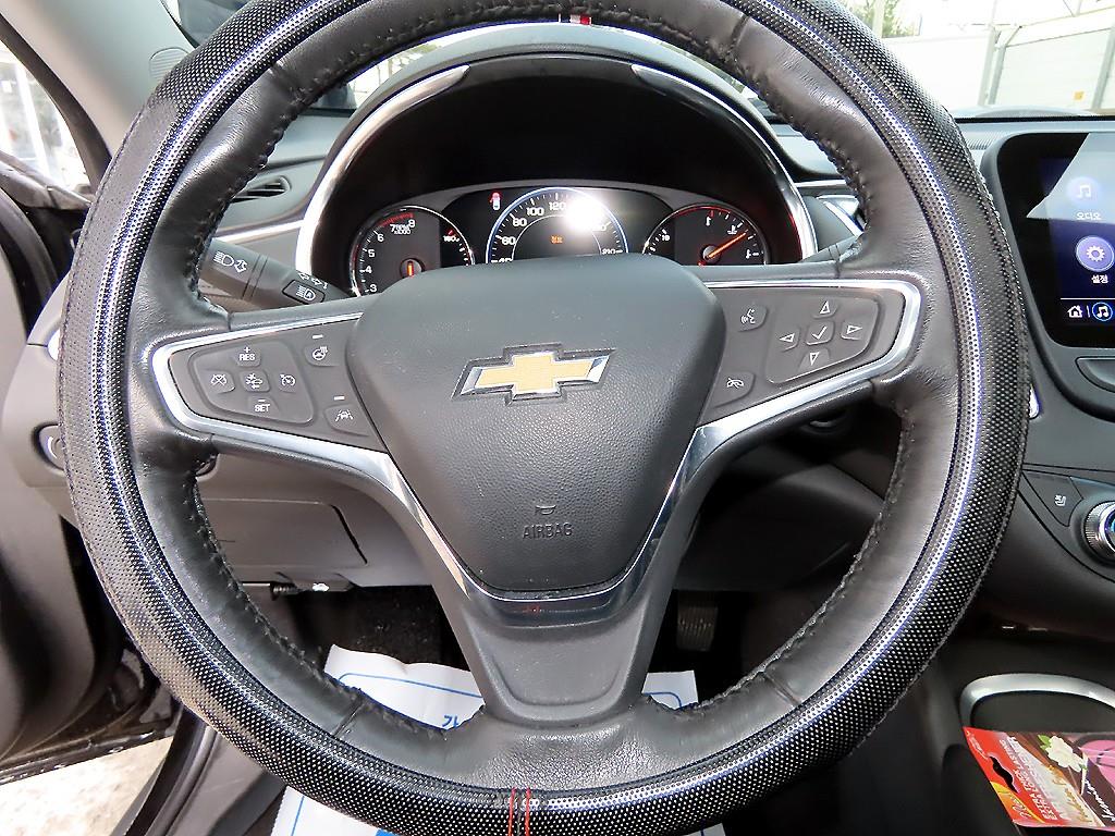 Chevrolet Malibu - Vista 8