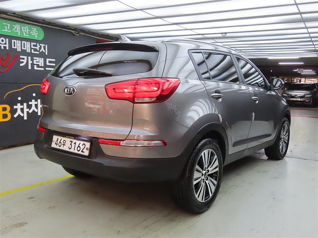 KIA Sportage - Vista 4