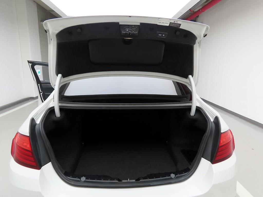 BMW 5 Series - Vista 9