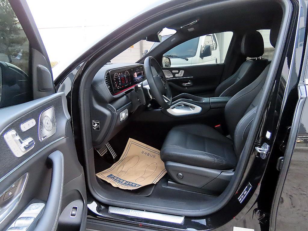 Mercedes Benz GLE Class - Vista 5