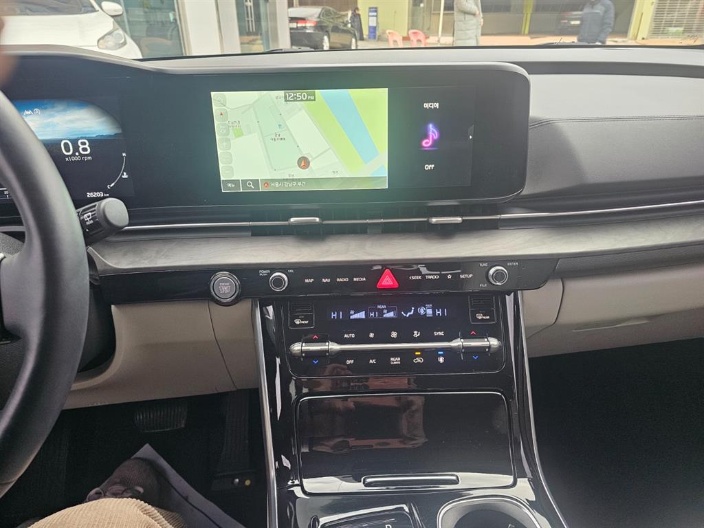 KIA Carnival 2023 Blanco - Importación desde Corea - HF Imports Iquique - Foto 16