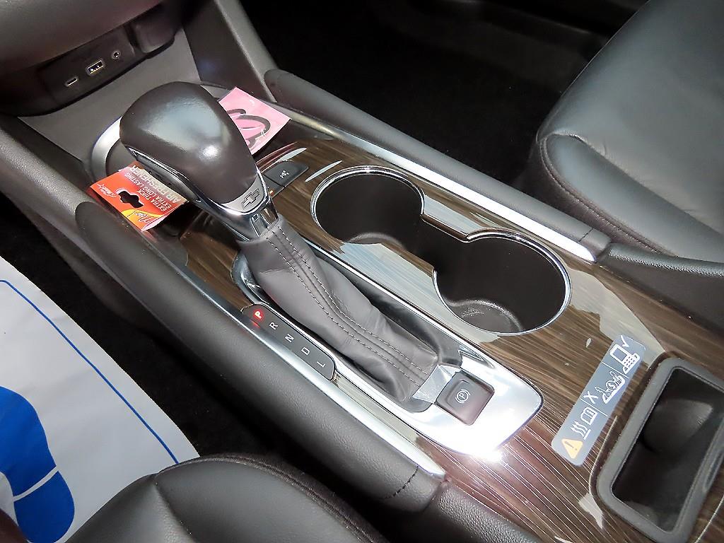 Chevrolet Malibu - Vista 10