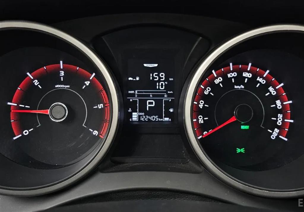 Ssangyong Tivoli - Vista 10