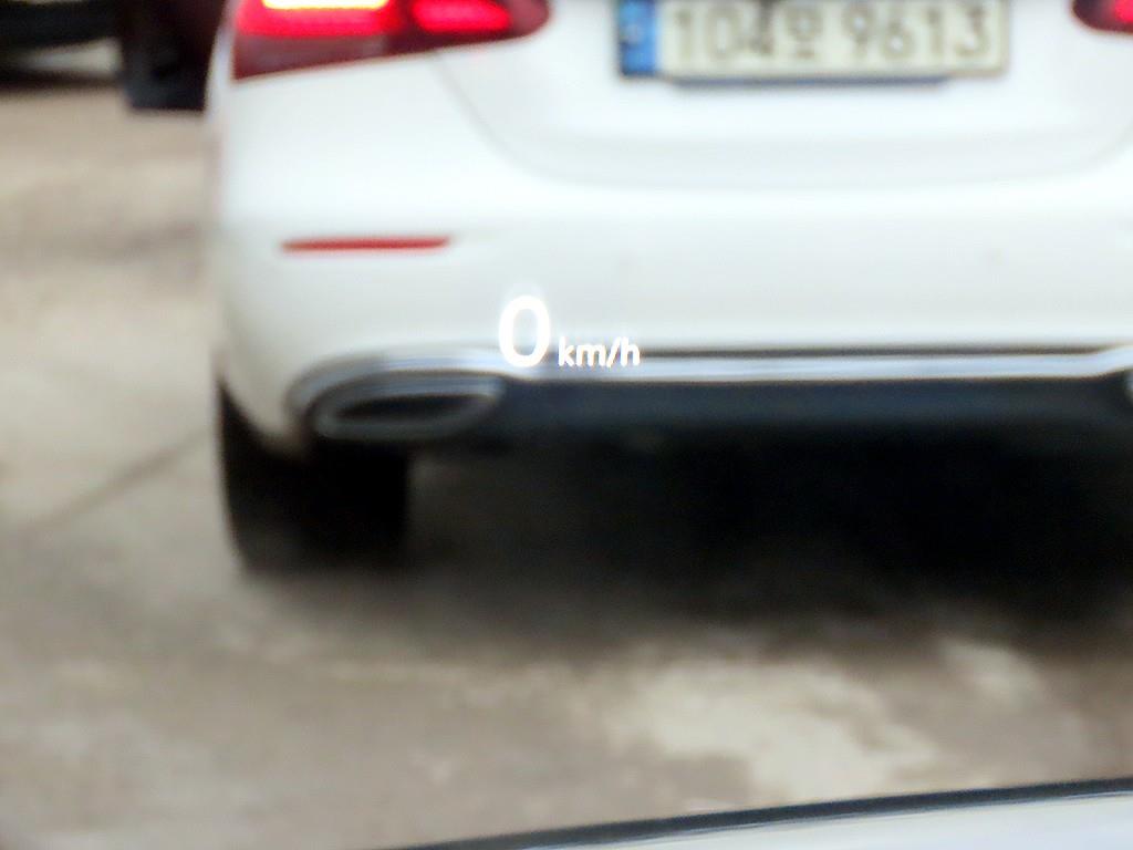 Genesis G70 - Vista 10