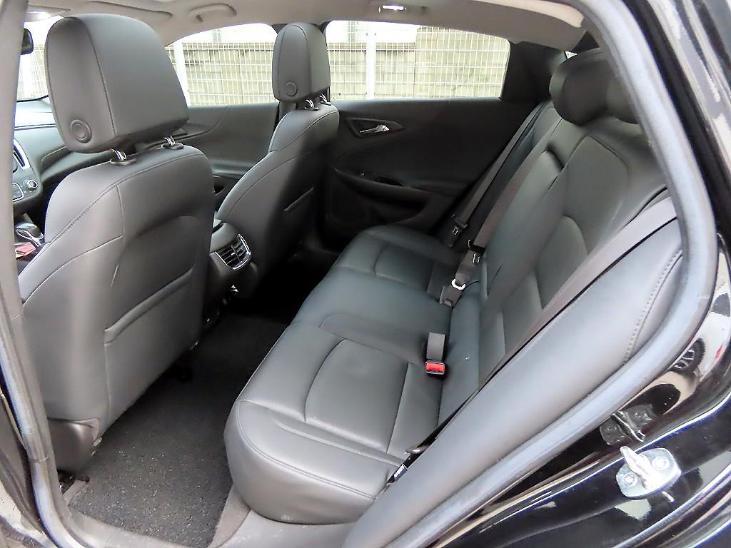 Chevrolet Malibu - Vista 6