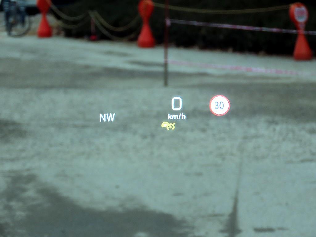 Mercedes Benz GLC Class - Vista 10