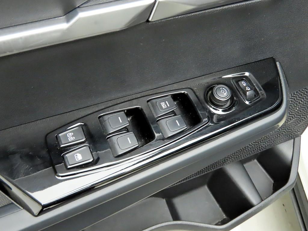 Ssangyong Torres - Vista 11