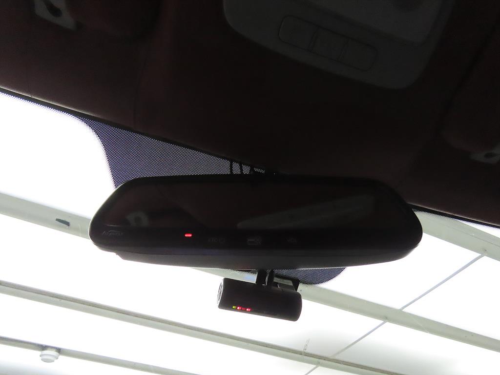 HYUNDAI Starex - Vista 10