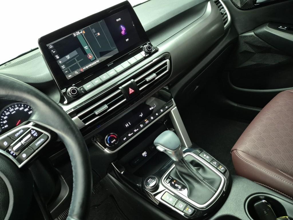 KIA Seltos - Vista 10