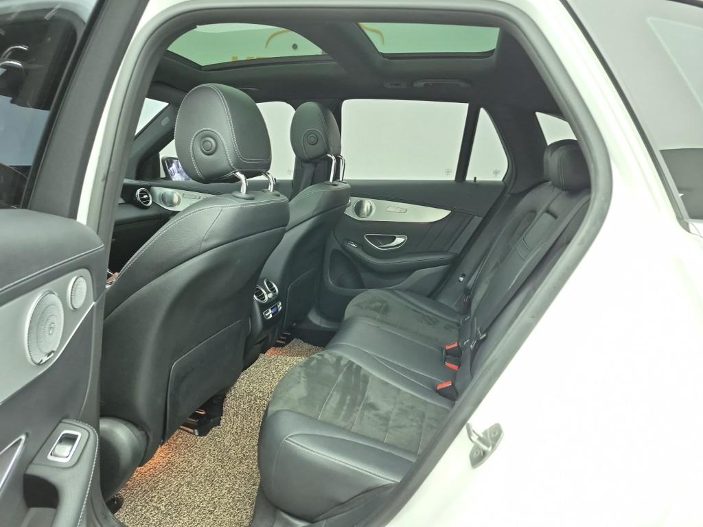 Mercedes Benz GLC Class - Vista 12