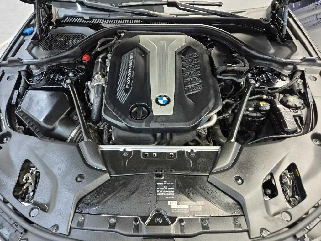 BMW 5 Series - Vista 5