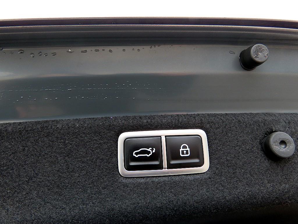 Genesis G70 2021 Plateado - Importación desde Corea - HF Imports Iquique - Foto 17