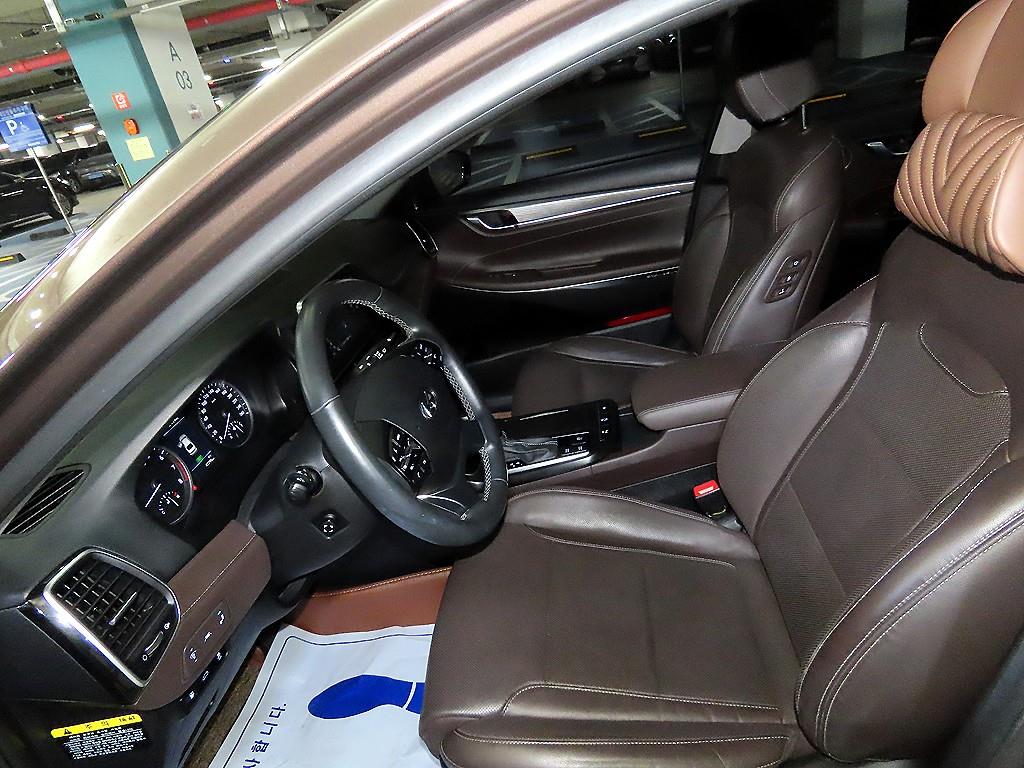 HYUNDAI Grandeur - Vista 6