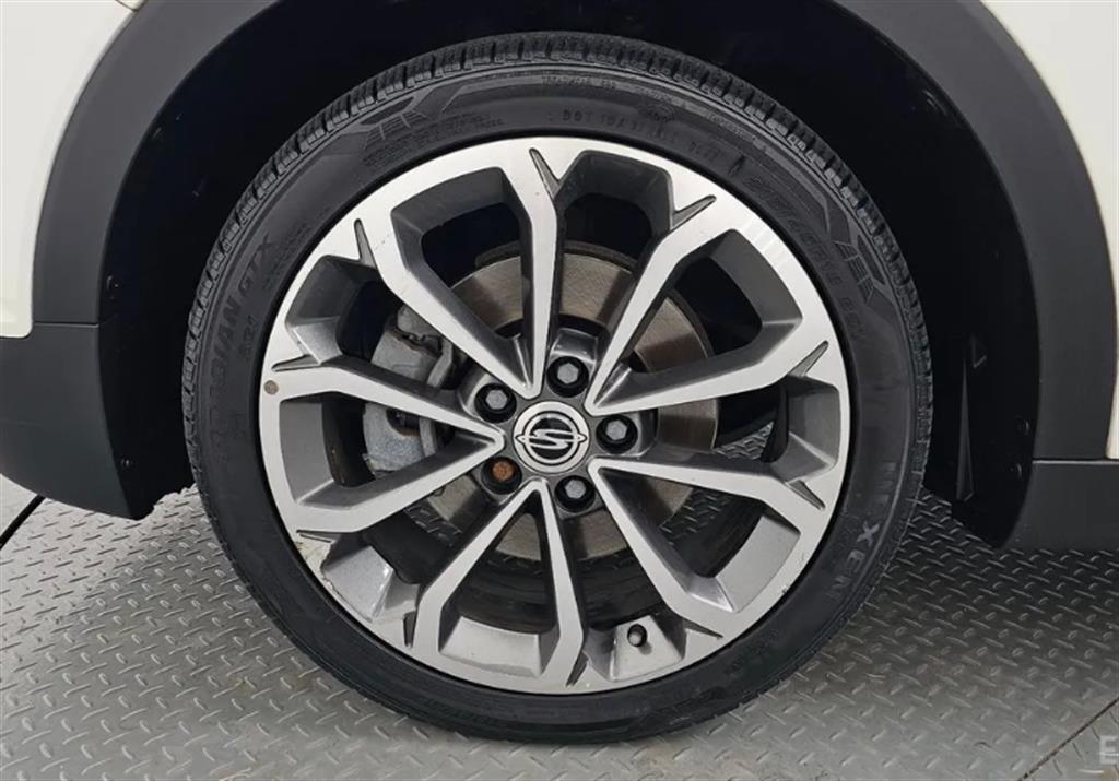 Ssangyong Tivoli - Vista 7