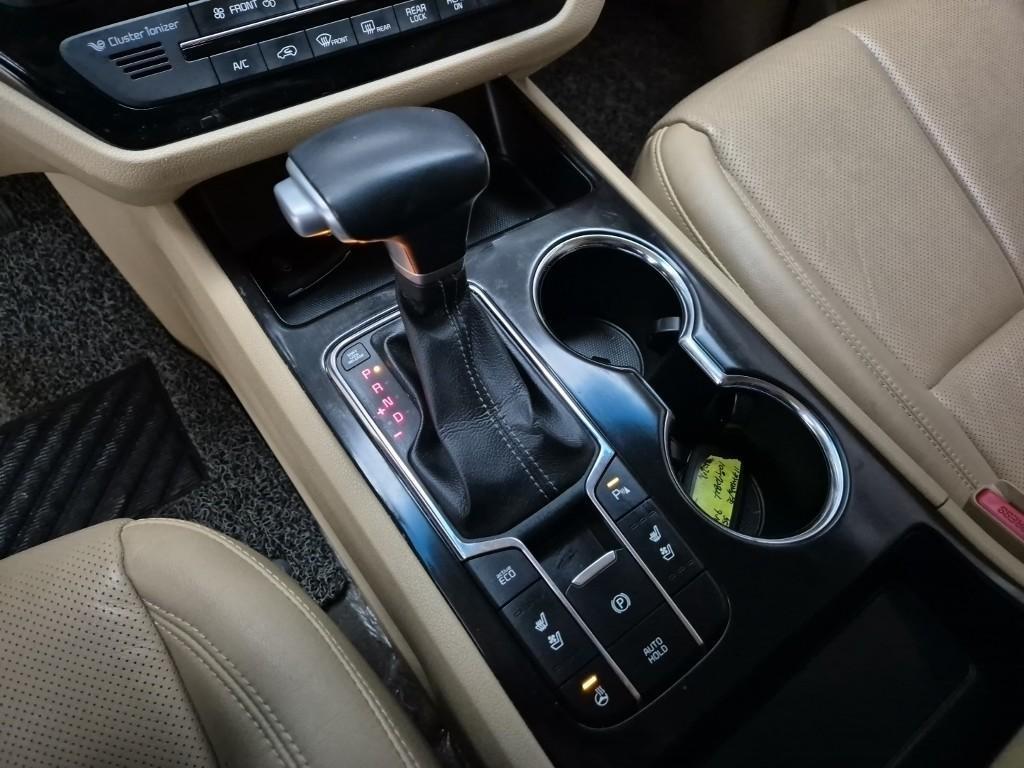 KIA Carnival 2019 Blanco - Importación desde Corea - HF Imports Iquique - Foto 13