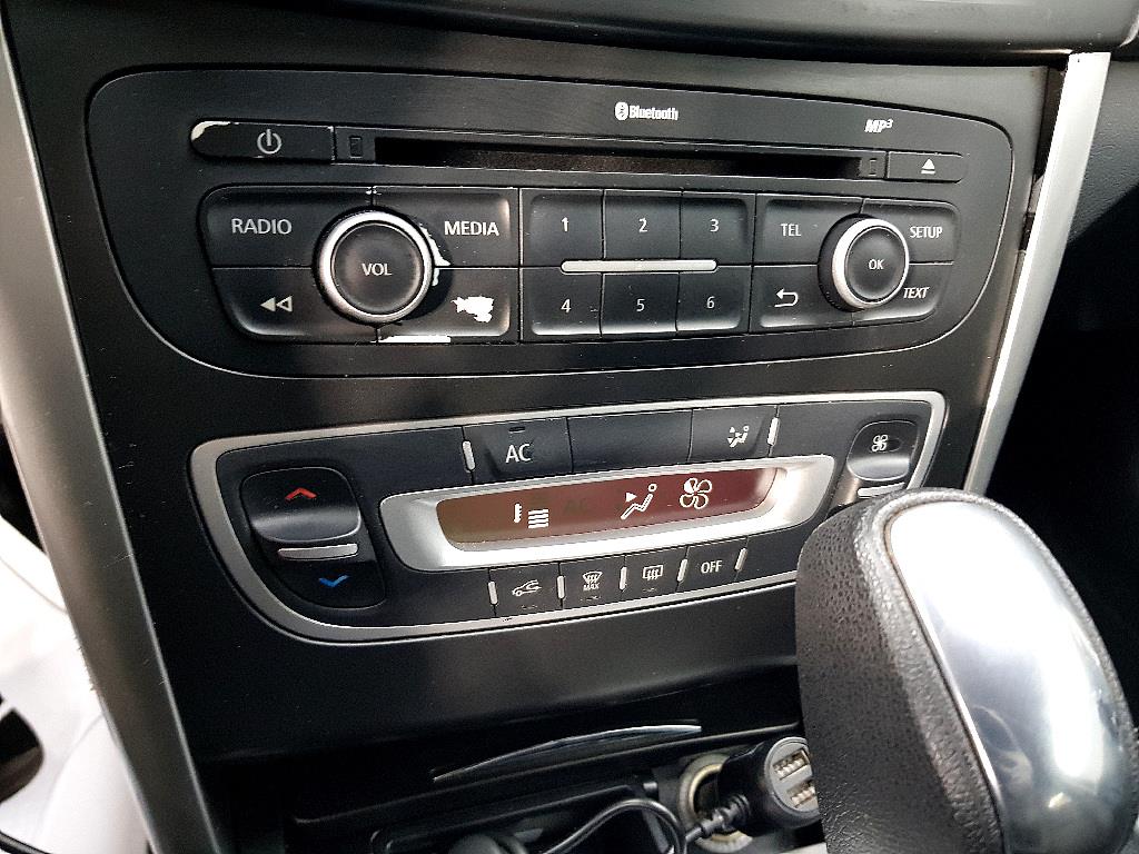 SAMSUNG SM5 2013 Negro - Importación desde Corea - HF Imports Iquique - Foto 13