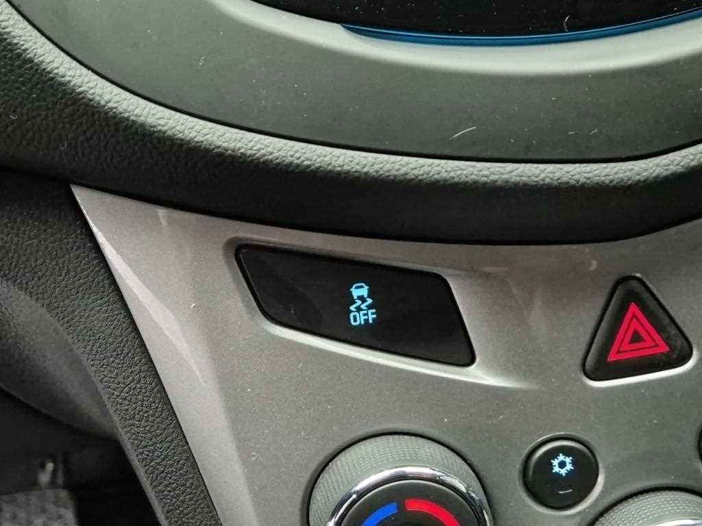 Chevrolet Trax 2014 Gris - Importación desde Corea - HF Imports Iquique - Foto 17