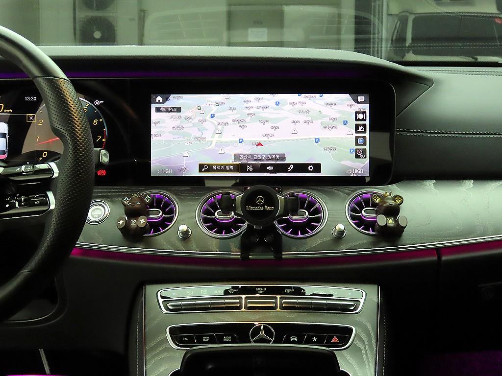 Mercedes Benz E class - Vista 9