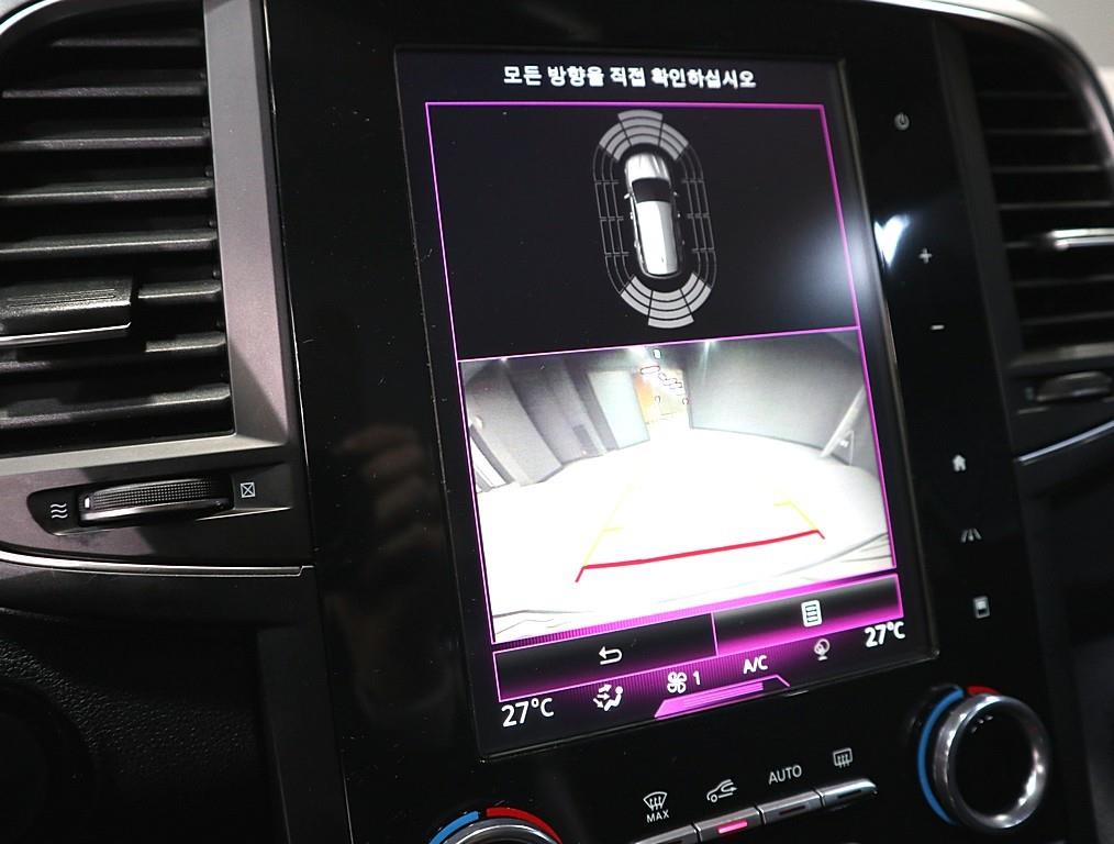 SAMSUNG QM6 - Vista 11