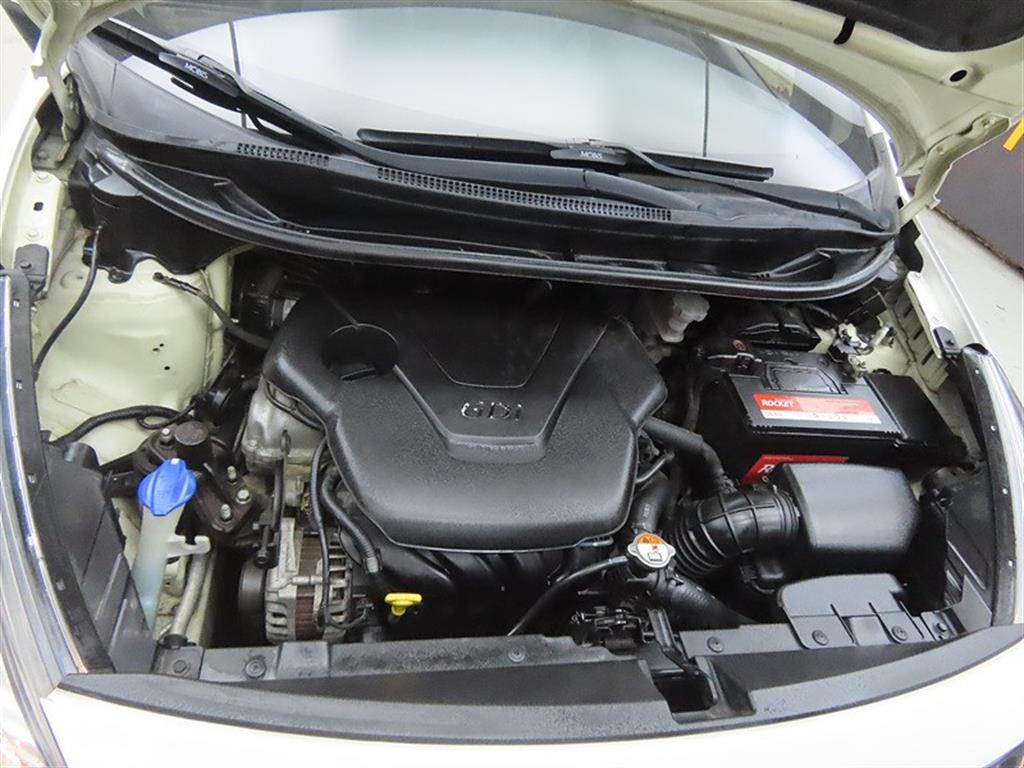 KIA Pride 2012 Blanco - Importación desde Corea - HF Imports Iquique - Foto 19