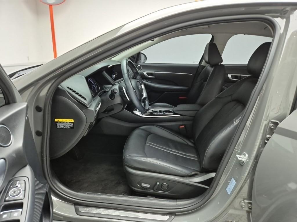 HYUNDAI Sonata - Vista 11