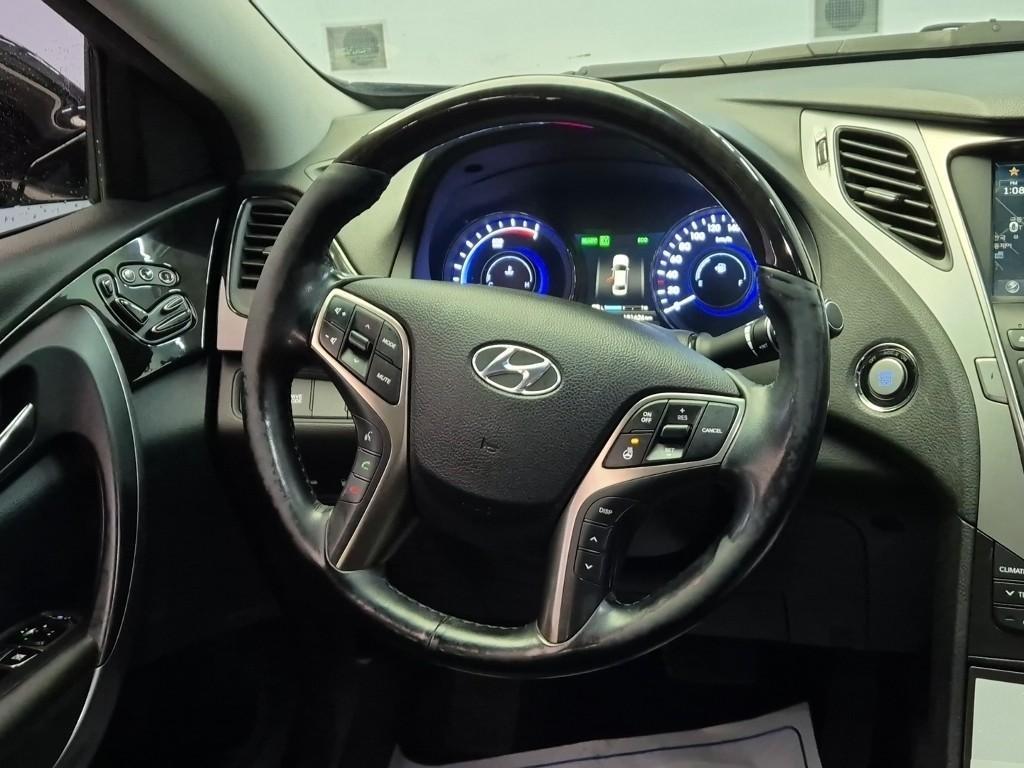 HYUNDAI Grandeur - Vista 9