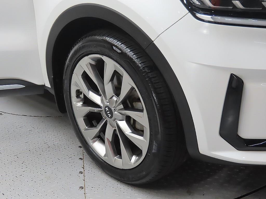 KIA Sorento - Vista 9