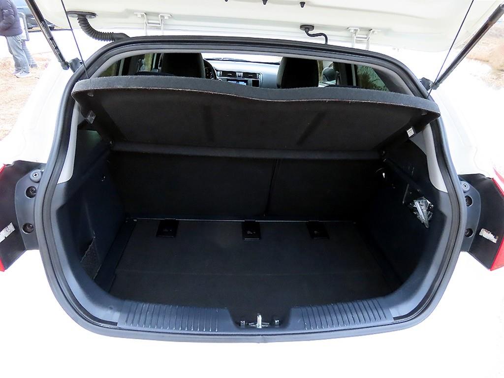 KIA Pride 2014 Blanco - Importación desde Corea - HF Imports Iquique - Foto 17