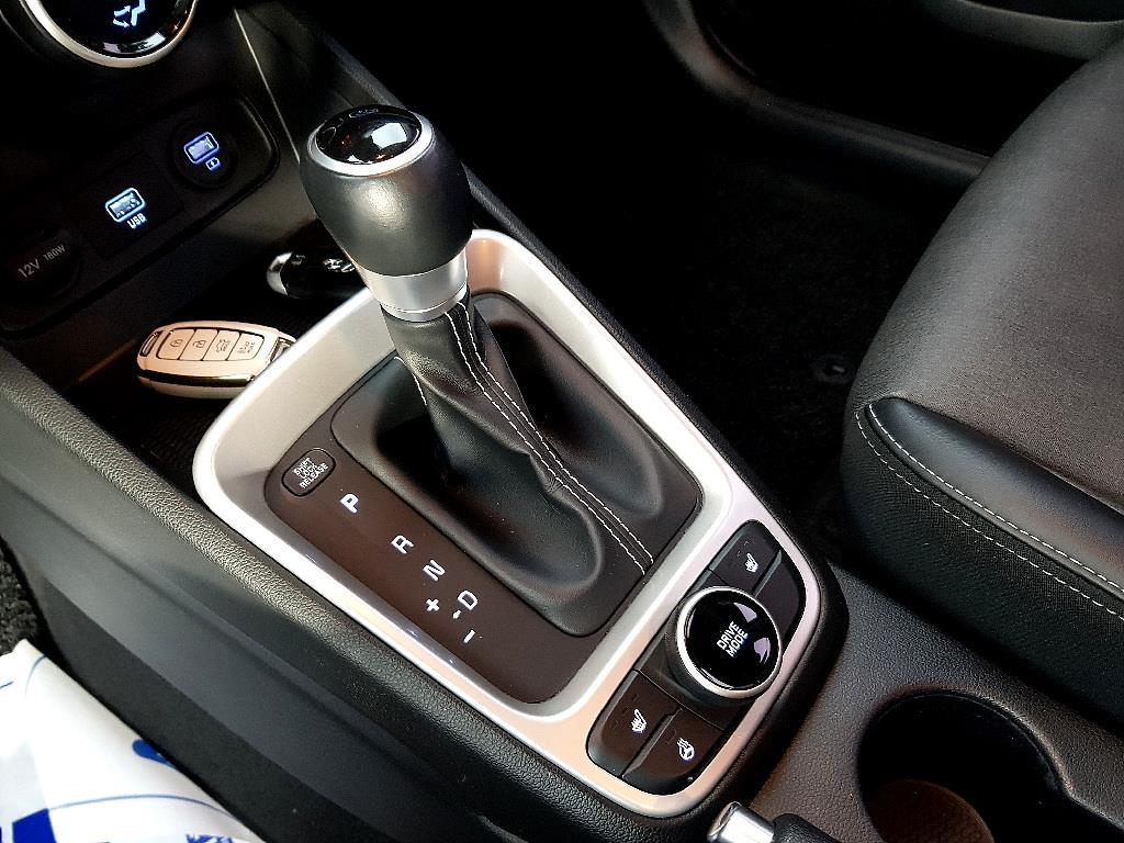 HYUNDAI Venue 2020 Gris - Importación desde Corea - HF Imports Iquique - Foto 13