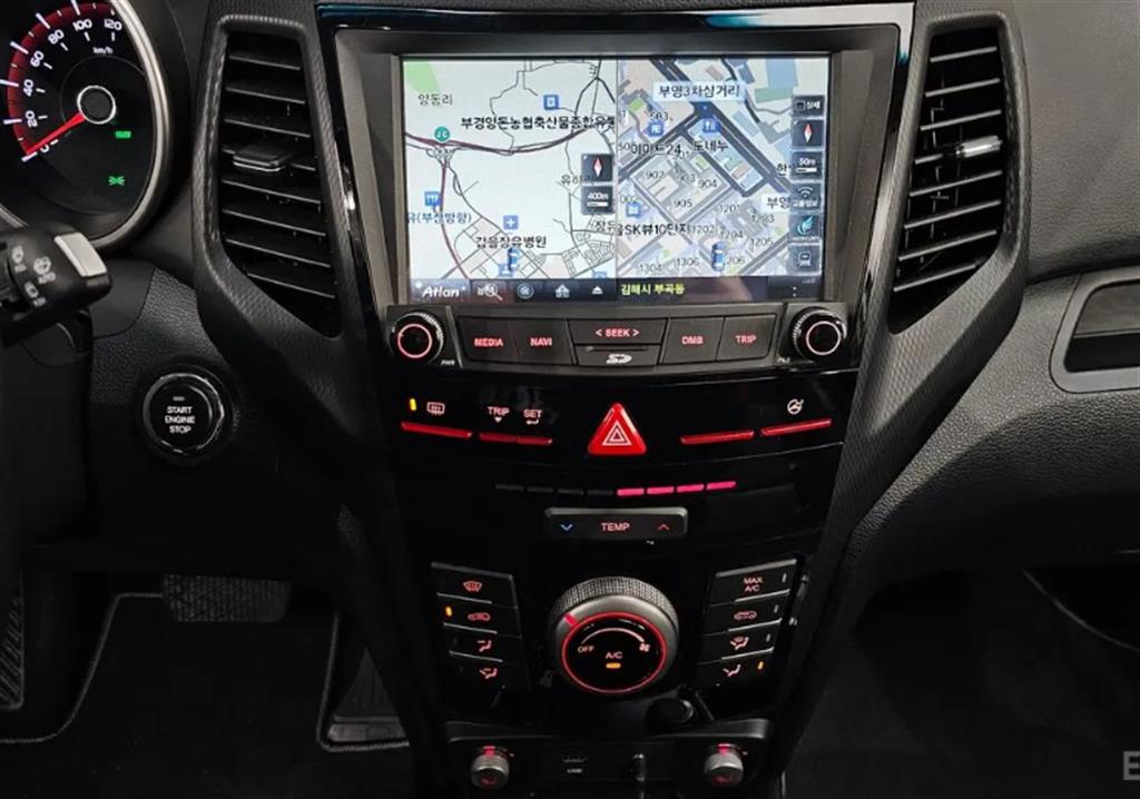 Ssangyong Tivoli 2016 Blanco - Importación desde Corea - HF Imports Iquique - Foto 16