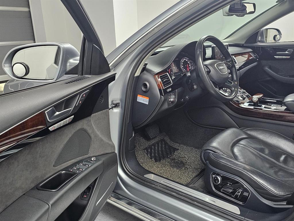 Audi A8 - Vista 11