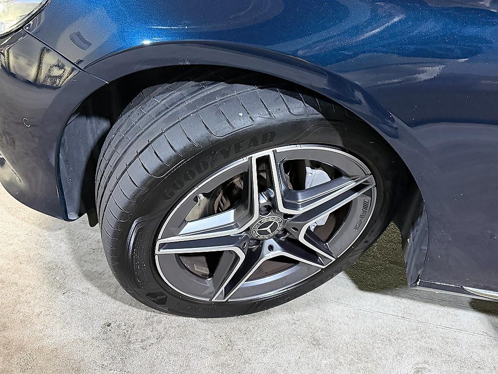 Mercedes Benz E class 2017 Negro - Importación desde Corea - HF Imports Iquique - Foto 20