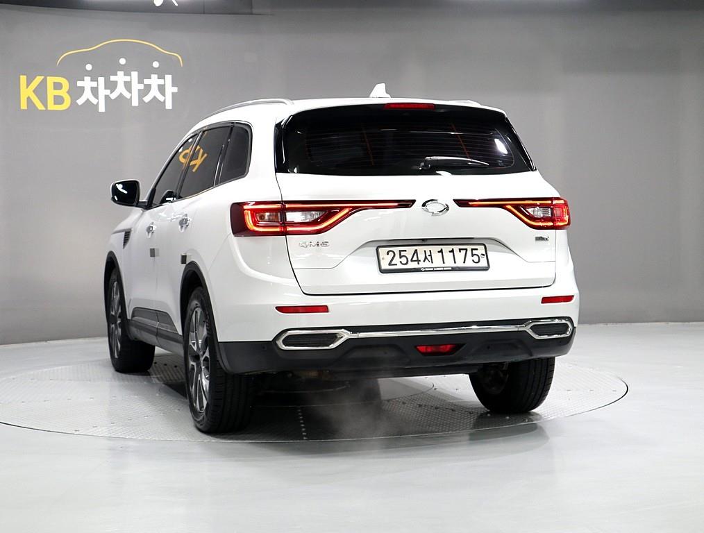 SAMSUNG QM6 - Vista 4